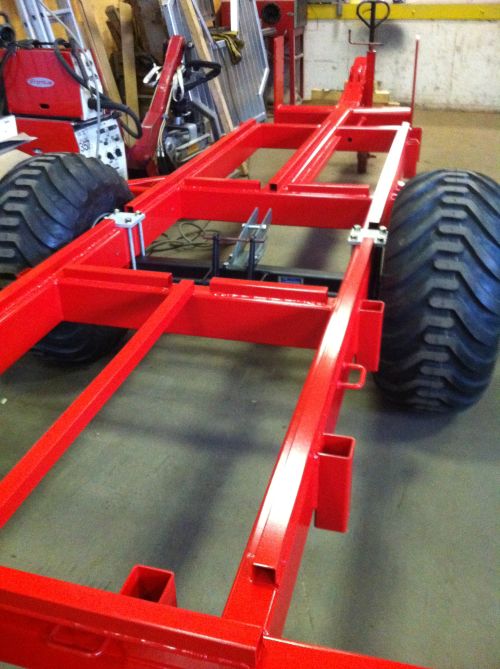 Anhänger rot 002.jpg