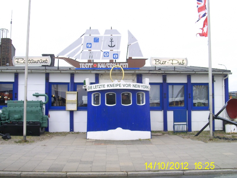 Letzte Kneipe vor New York.JPG