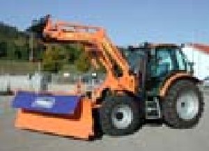 Agrotron Kommunal.jpg