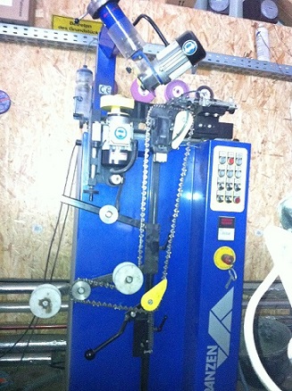 sägekettenautomat1.jpg