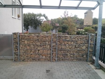 Gabionenwand aus fränkischem Muschelkalk.jpg