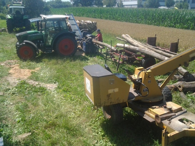 2014-07-19 12.28.43a.jpg