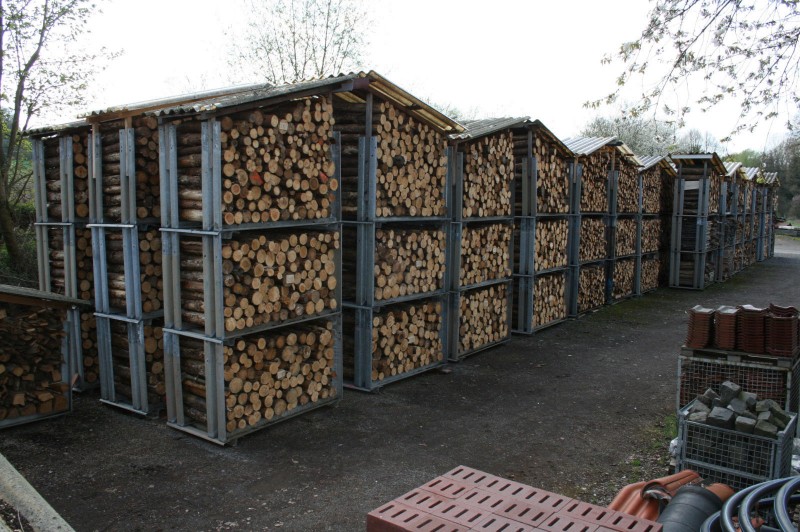Brennholzbox 3.jpg