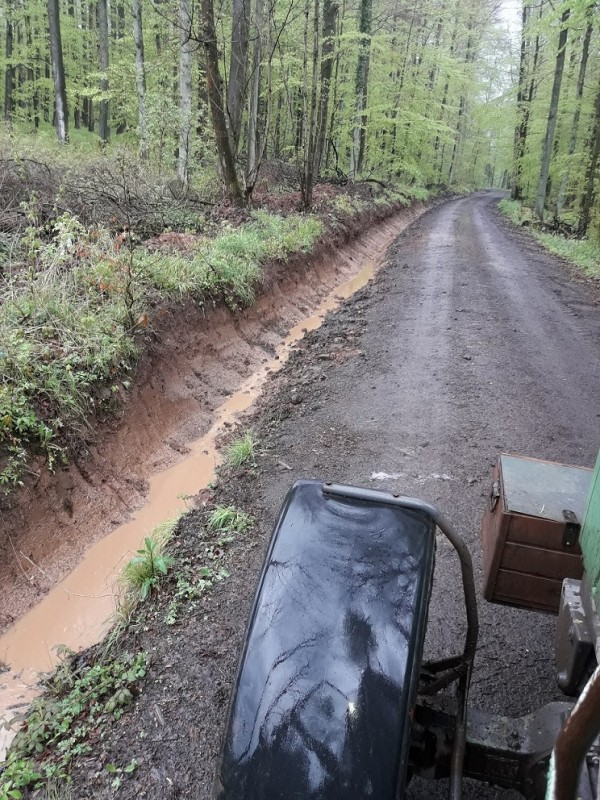 Graben profilieren (1).jpg