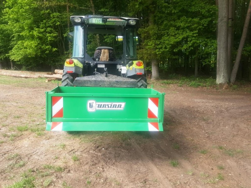 16, Wald Mulde hinten Komp.jpg