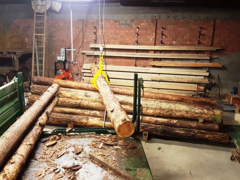 Abladen auf Polter Halle Komp.jpg