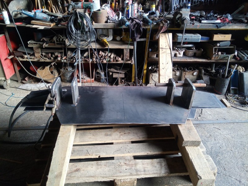 3. Deckel und Boden.jpg