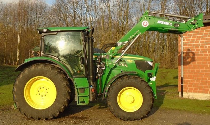 JD 6130 R  2015 b.JPG