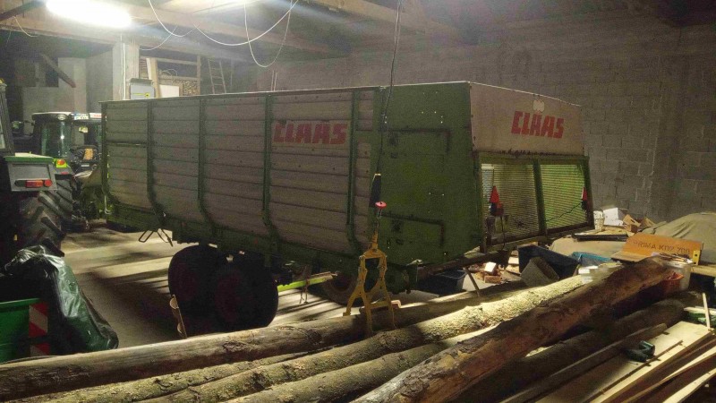 Ladewagen Halle1.1.jpg