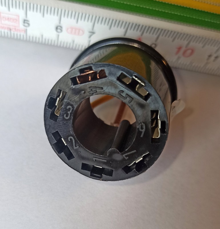 Adapter_schalterseitig.jpg