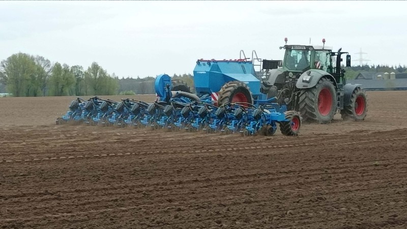 Lemken 12 reihig.jpg