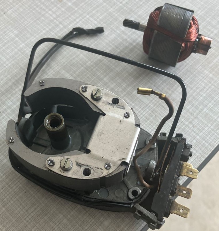 Scheibenwischermotor2.JPG