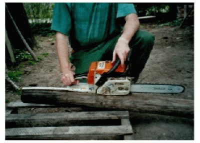 MOTORSÄGE MIT METER 2.JPG