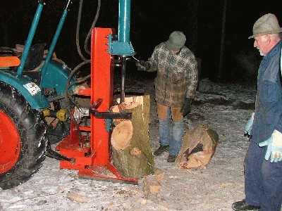 Spalten einer 70´` ger Buche 009.jpg