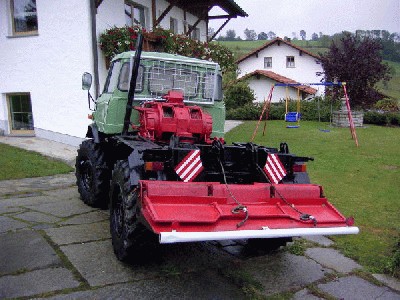 Unimog 406 Forst ( hinten).jpg