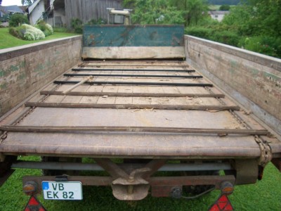 Heck mit Kratzboden.JPG