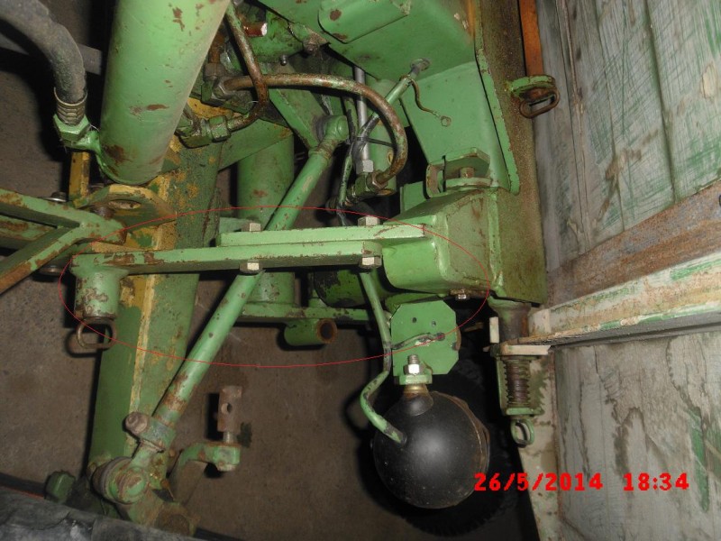 Abstützung Flanschplatte auf Achse.jpg