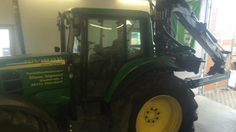 Kotflügel montiert.jpg