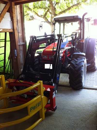 Same Dorado 86, Perzl Ballenzange (kopie).JPG