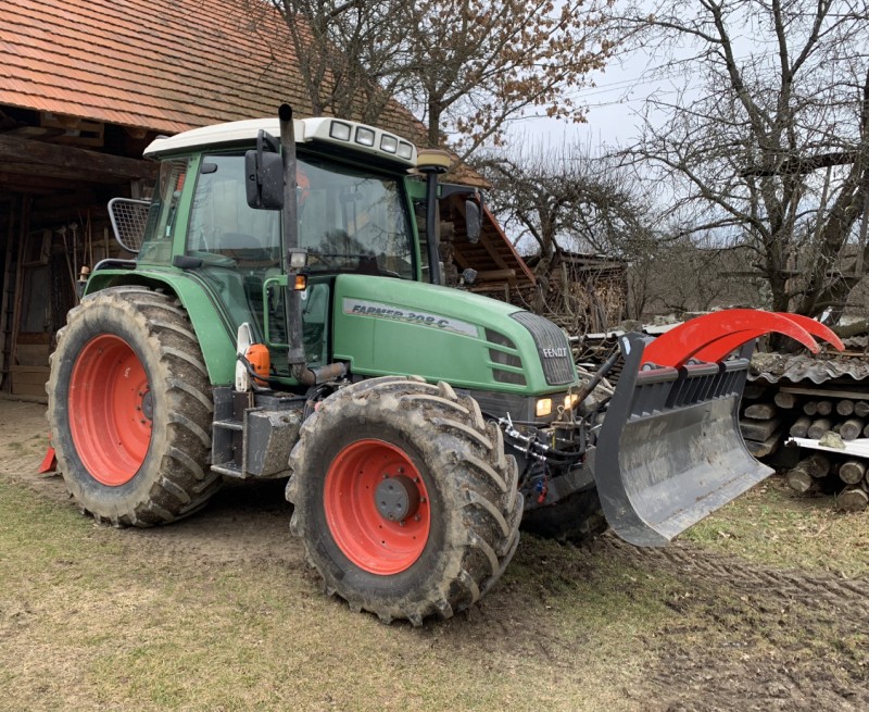 image_6487327 (1).JPG