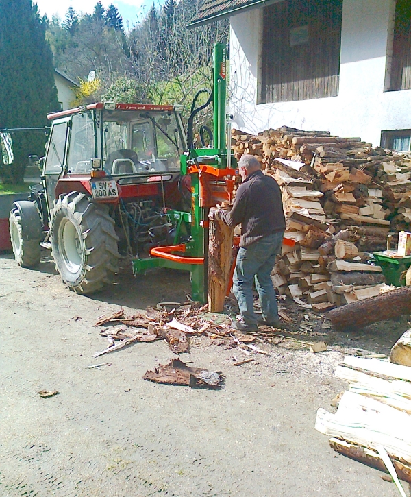 Traktor mit Posch HC 20 to.jpg