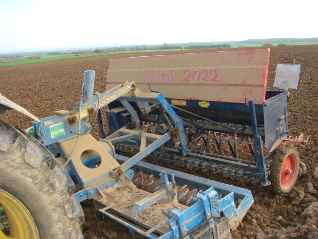 Weizensaat 2022 Bild 3 .JPG