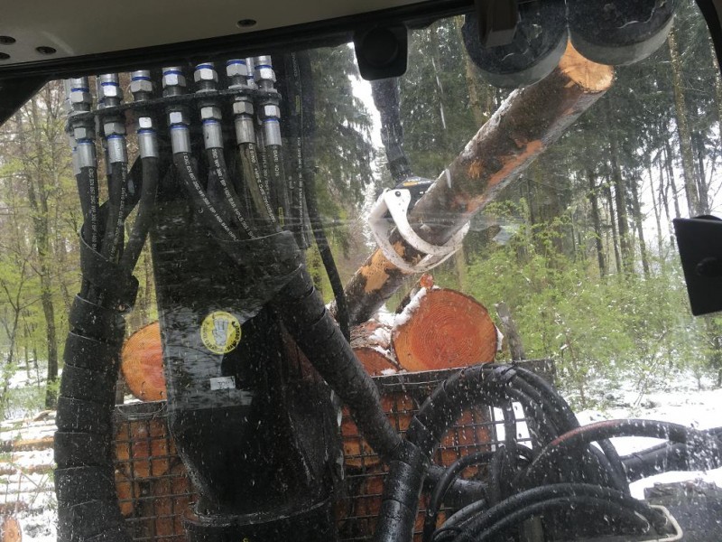 Arbeitsplatz tocken und warm.jpg